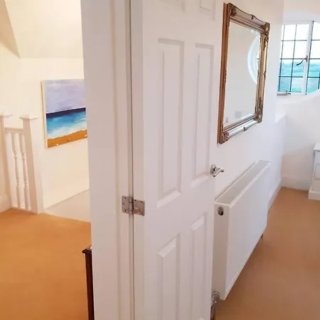 Large 2 Ensuite Bedroom Flat With Lovely Views Apartman