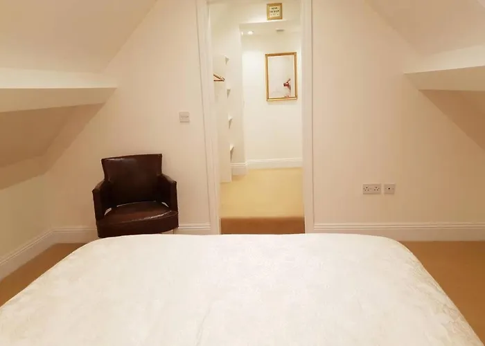 Large 2 Ensuite Bedroom Flat With Lovely Views * Leeds (West Yorkshire)