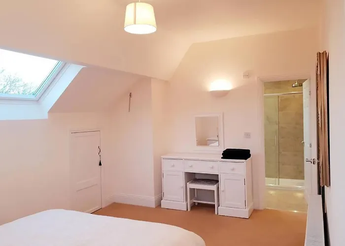 Large 2 Ensuite Bedroom Flat With Lovely Views Lägenhet