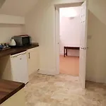 Large 2 Ensuite Bedroom Flat With Lovely Views Apartment